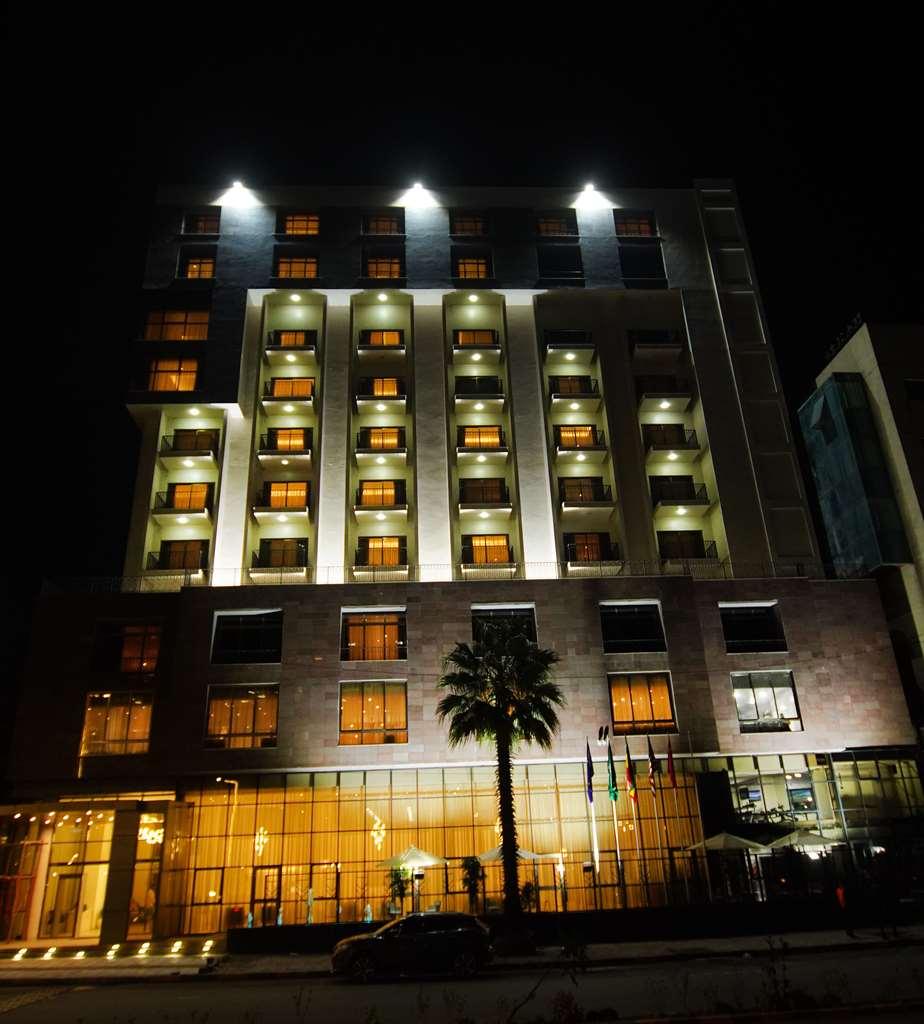 Best Western Premier Dynasty Addis Abeba Buitenkant foto